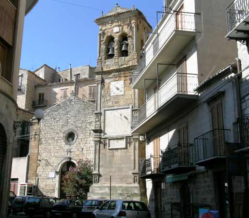 Chiesa Misericordia con annesso campanile